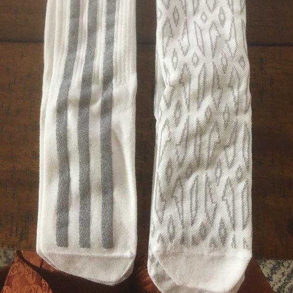 adidas Ivy Park Sock Pack (3 Pairs) Shock Pink/Core White  Ivy Park x Adidas Socks 2 pair ICY PARK